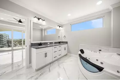 211 Dolphin Point #403, Clearwater Beach, FL 33767 - Photo 14