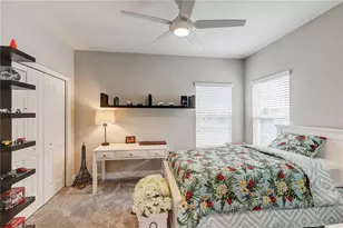 8206 Water Color Dr, Land O Lakes, FL 34638 - Photo 32