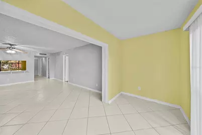 1918 Pelican Landing Boulevard #1125, Clearwater, FL 33762 - Photo 12