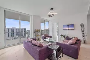 301 Quay Commons, Sarasota, FL 34236 - Photo 12