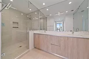 301 Quay Commons, Sarasota, FL 34236 - Photo 24