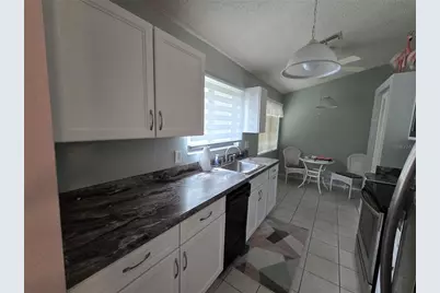 8055 Picketts Court #8055, Weeki Wachee, FL 34613 - Photo 8