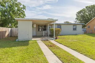 5016 S 86th St, Tampa, FL 33619 - Photo 2