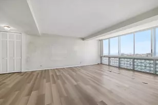 31 Island Way, Clearwater Beach, FL 33767 - Photo 18