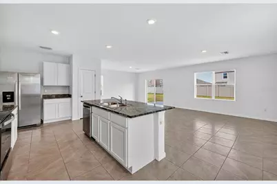 3842 Sunny Spring Street, Plant City, FL 33565 - Photo 4