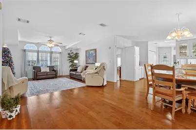 917 50th Avenue Terrace W, Bradenton, FL 34207 - Photo 8