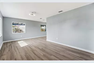 201 83rd Avenue N, Saint Petersburg, FL 33702 - Photo 10