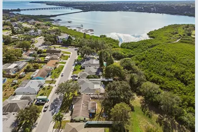 712 Lemonwood Dr, Oldsmar, FL 34677 - Photo 26