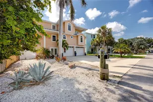 405 8th Ave N, Tierra Verde, FL 33715 - Photo 6