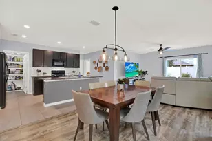 32620 Abby Lax Ln, Wesley Chapel, FL 33543 - Photo 12