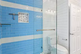 2180 Dolphin Blvd S, Saint Petersburg, FL 33707 - Photo 36