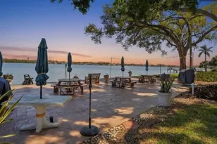 1847 Shore Dr S, South Pasadena, FL 33707 - Photo 10