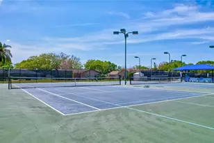 1201 Camelot Ct, Palm Harbor, FL 34684 - Photo 48