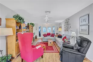 1201 Camelot Ct, Palm Harbor, FL 34684 - Photo 4