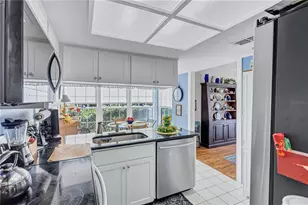 1201 Camelot Ct, Palm Harbor, FL 34684 - Photo 12