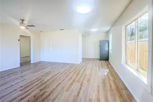 2017 Hemlock St, Tampa, FL 33605 - Photo 4