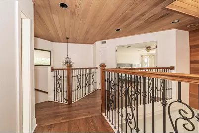 4302 Carrollwood Village Drive, Tampa, FL 33618 - Photo 16