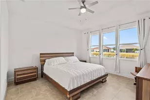 4914 Sienna Isles Ave, Wimauma, FL 33598 - Photo 14