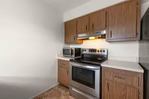200 Country Club Dr, Largo, FL 33771 - Photo 10