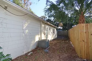 9714 53rd Ave N, Saint Petersburg, FL 33708 - Photo 10