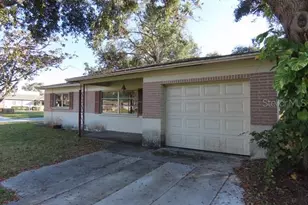 9714 53rd Ave N, Saint Petersburg, FL 33708 - Photo 2