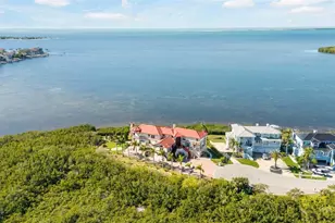 2115 Alexis Ct, Tarpon Springs, FL 34689 - Photo 92