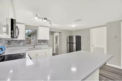 5038 Galaxy Drive, New Port Richey, FL 34652 - Photo 6