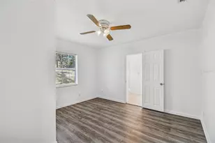 4601 Riverhills Dr, Tampa, FL 33617 - Photo 14