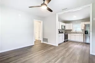 1040 Dorothy St, Lakeland, FL 33815 - Photo 6