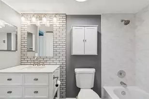 2051 Skimmer Ct W, Clearwater, FL 33762 - Photo 36