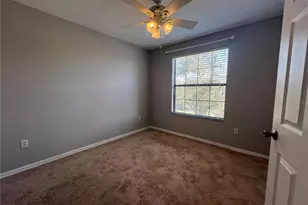 1509 Water Terrace Ln, Brandon, FL 33511 - Photo 10