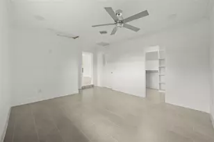 5301 Venetian Blvd NE, Saint Petersburg, FL 33703 - Photo 20