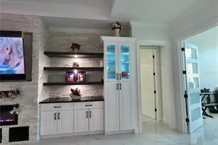 10112 Judy Rd, Dover, FL 33527 - Photo 12