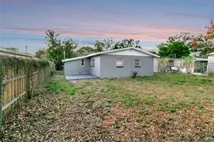 10913 N 14th St, Tampa, FL 33612 - Photo 30