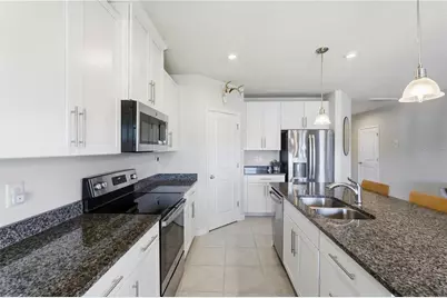 8729 Prairie Creek Drive, New Port Richey, FL 34655 - Photo 6