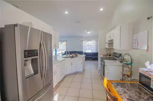 10606 Walker Vista Dr, Riverview, FL 33578 - Photo 6