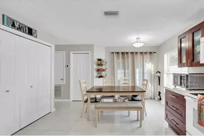 8729 Morrison Oaks Court, Temple Terrace, FL 33637 - Photo 16