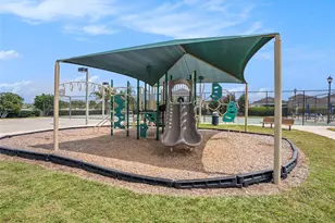 7924 Carriage Pointe Dr, Gibsonton, FL 33534 - Photo 16