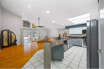 756 61st Avenue NE, Saint Petersburg, FL 33703 - Photo 12