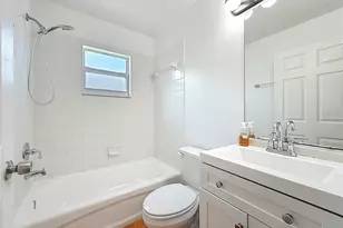 1926 29th Ave N, Saint Petersburg, FL 33713 - Photo 16