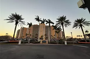 880 Mandalay Ave, Clearwater, FL 33767 - Photo 2