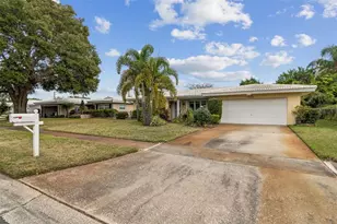 1399 Embassy Dr, Clearwater, FL 33764 - Photo 4