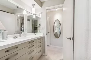 1399 Embassy Dr, Clearwater, FL 33764 - Photo 32