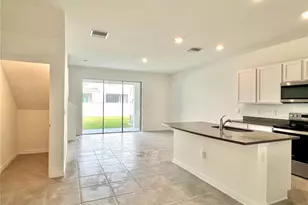 3514 White Dandelion Ct, Plant City, FL 33565 - Photo 8