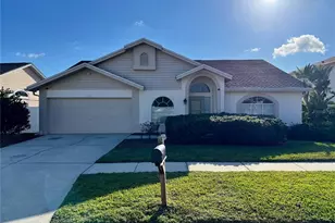 11418 Glenmont Dr, Tampa, FL 33635 - Photo 2