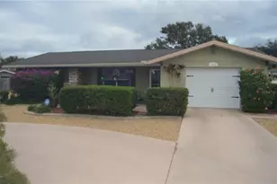 10126 Hoop Ct, Port Richey, FL 34668 - Photo 2