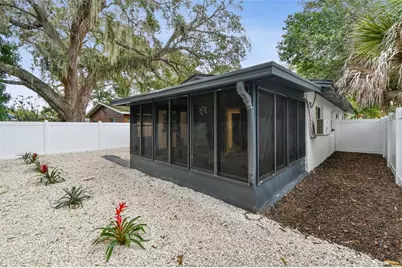 2408 50th Street S, Gulfport, FL 33707 - Photo 40