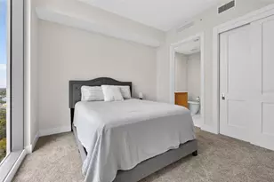 275 1st Ave S, Saint Petersburg, FL 33701 - Photo 12