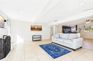1801 58th St S, Gulfport, FL 33707 - Photo 12