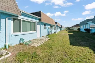 7050 Versailles N, Pinellas Park, FL 33781 - Photo 22